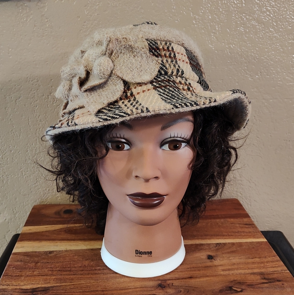 Adora Floral Trim Soft Wool Plaid Cloche Hat
